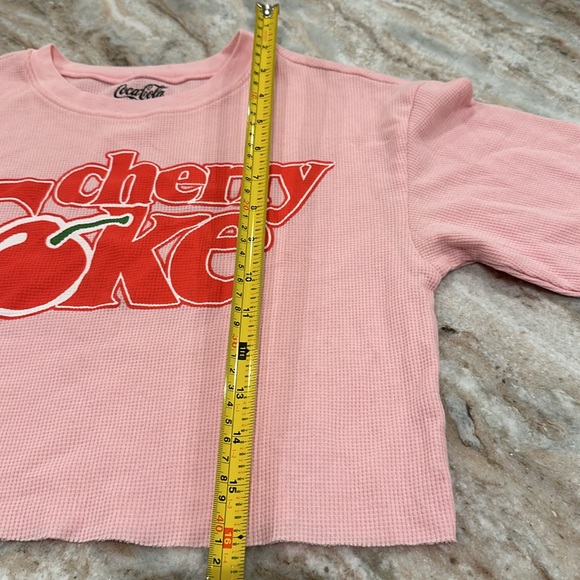 Cherry Coke Raw Crop - Picture 6 of 7